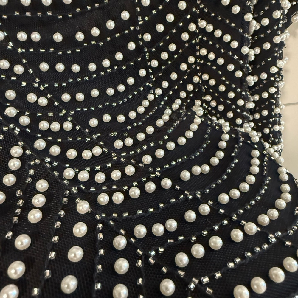 Endless Rose Black and White Beaded Camisole - Picture 3 of 4